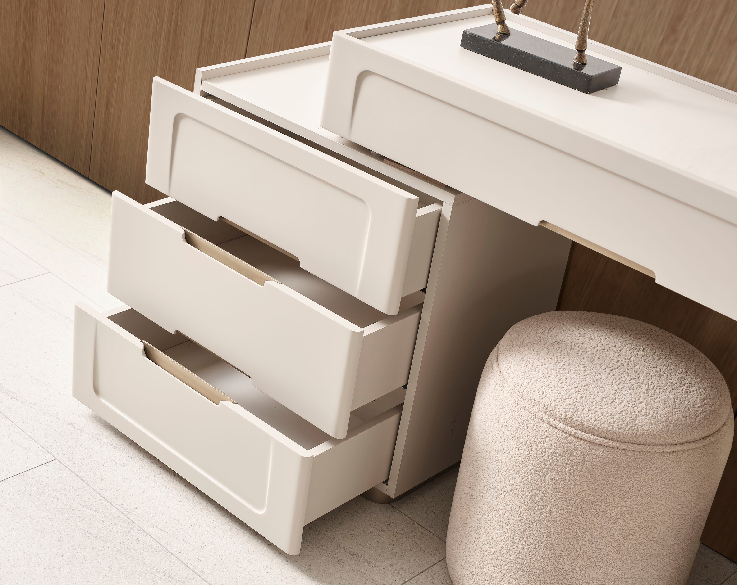 Aspera Schlafzimmer - Set Modernes Komplettschlafzimmer mit 6-türigem Kleiderschrank und LED
